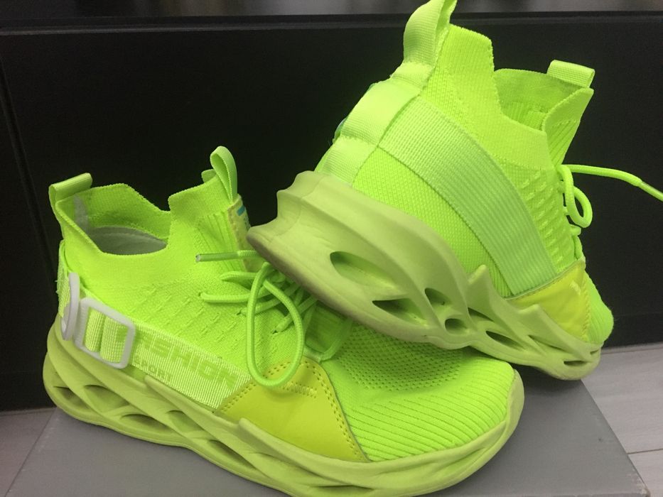 Incaltaminte sport neon de vara  masura 38
