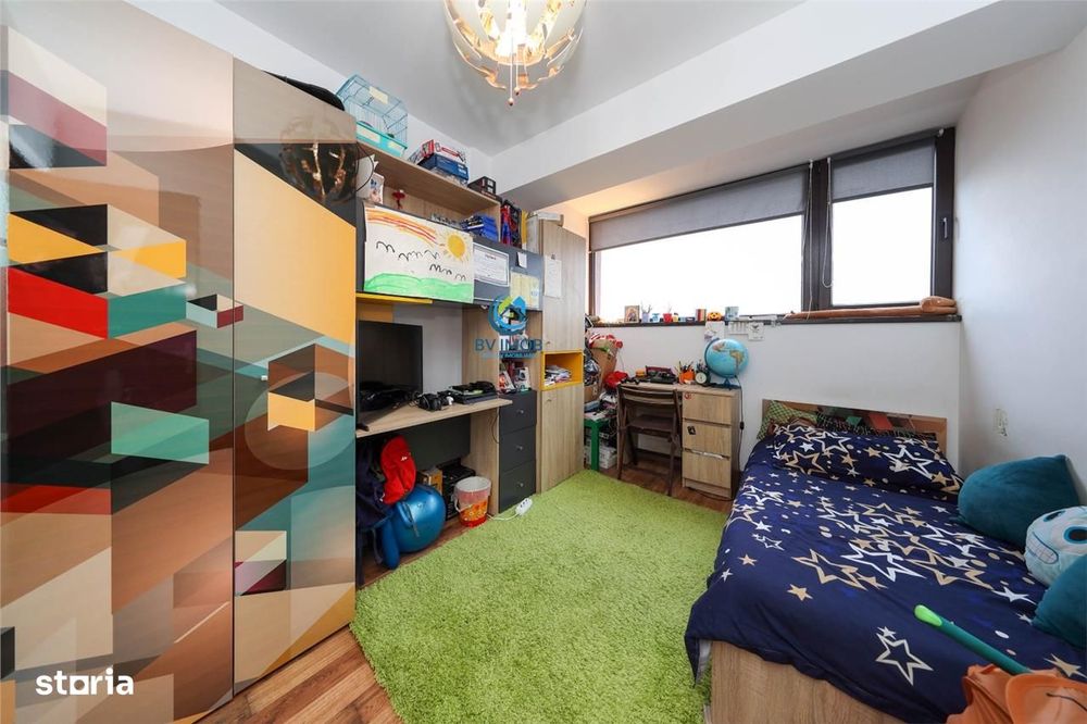 Vanzare apartament 3 camere Ghimbav,, bloc 2010, parcare subterana