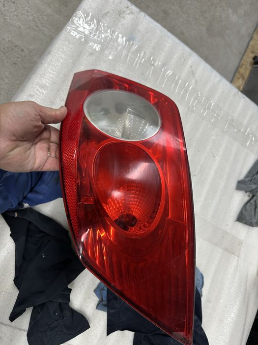 Stop dreapta renault megane 2.cod:8200142687.