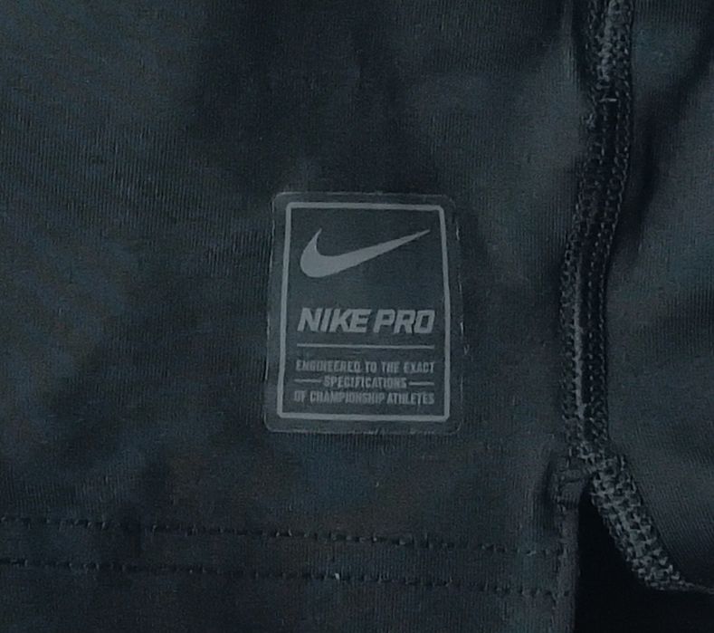 Nike PRO DRI-FIT Compression Tee оригинална тениска S Найк спортна фланелка спорт фитнес тренировки