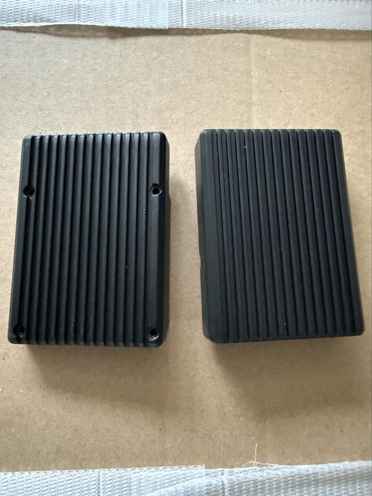Carcasă aluminiu Raspberry Pi 4 – Nouă, Sigilată