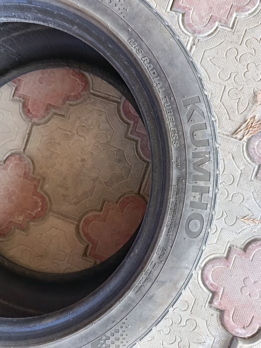 Шины Kumho 235/45/R18
