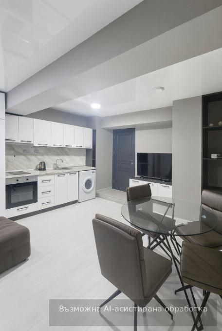 Дава се под наем Двустаен апартамент в Варна, Гръцка махала - 70 кв.м за 847.62 € - Снимка #1