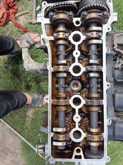 Продам двигатель Toyota 2 AZ