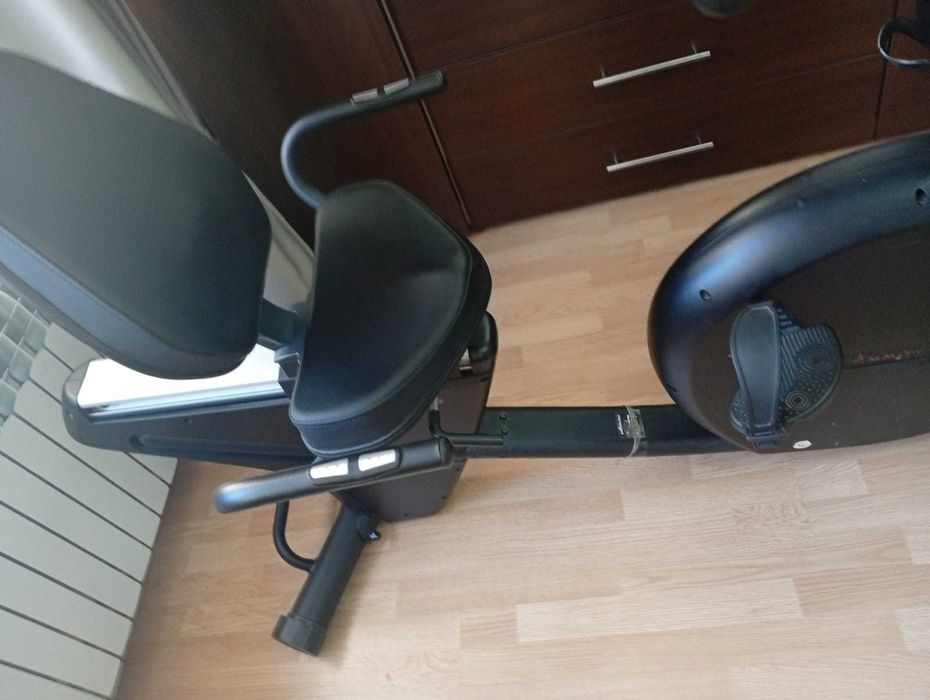 Велотренажер Ammity DR-30 горизонт-ный 76 программ. отличн состояние