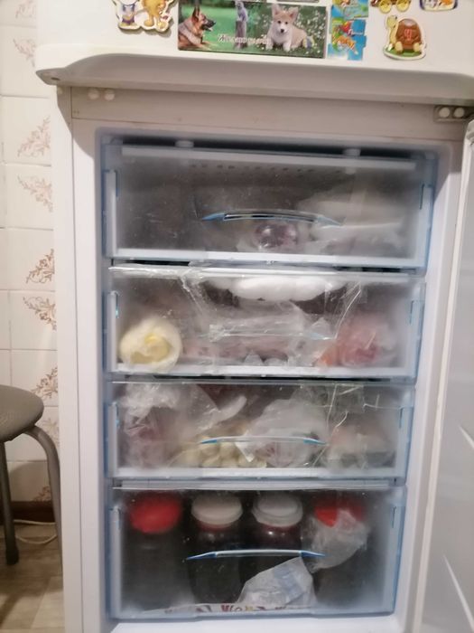 холодильник Бирюса