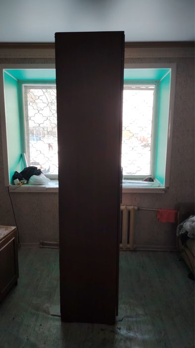 Продам плательный шкаф