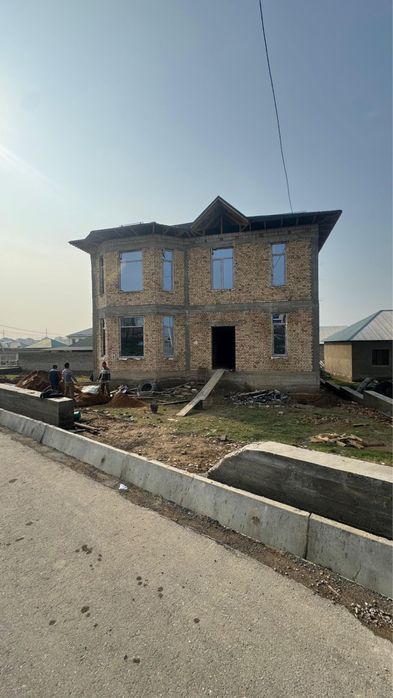 Бригада из Узбекистан