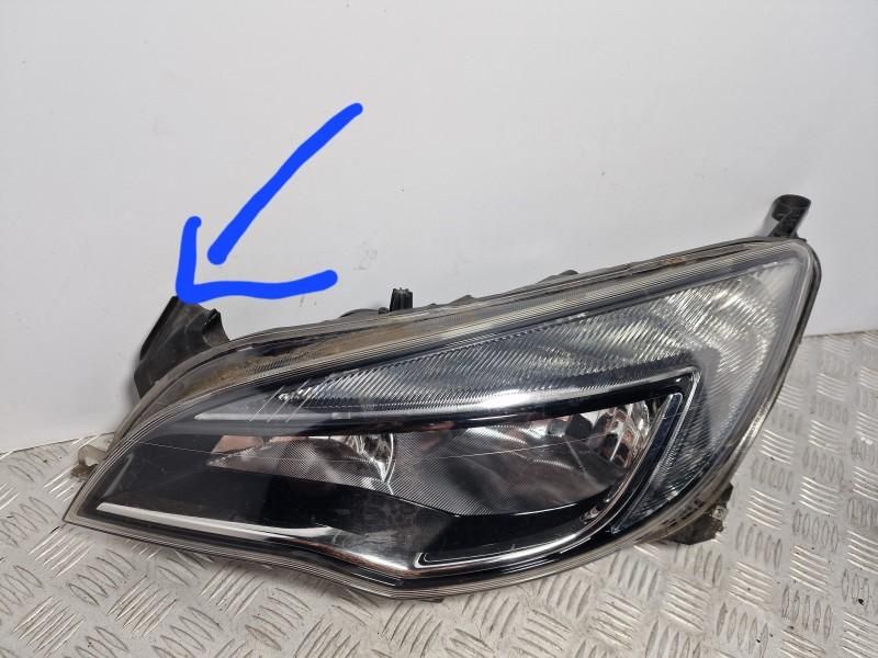 Far stanga pozitie bec cu defect Opel Astra J