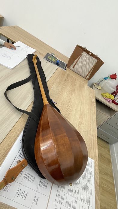 Домбыра 50000