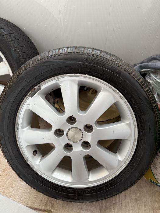 Продаю шины с Дисками