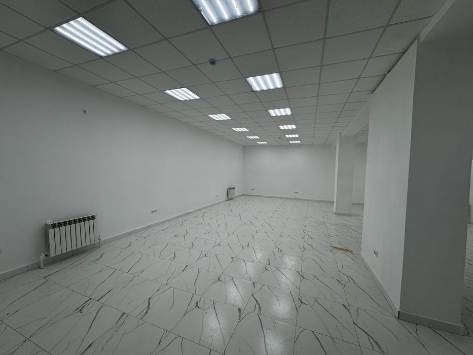 Продается  здание под магазин