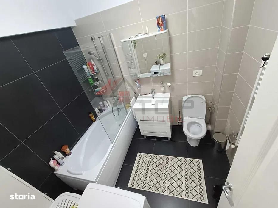 Apartament cu 2 camere decomandat, 2 locuri de parcare, boxa - Valea L