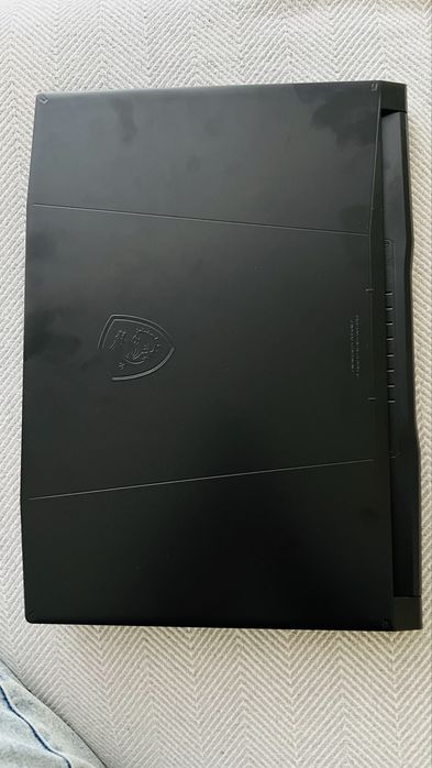 Laptop gaming MSI Katana A15 B8VF