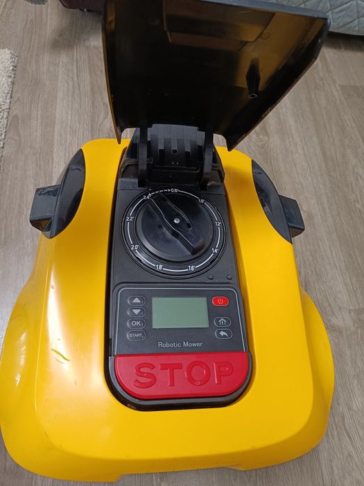 Robot de taiat iarba Mower