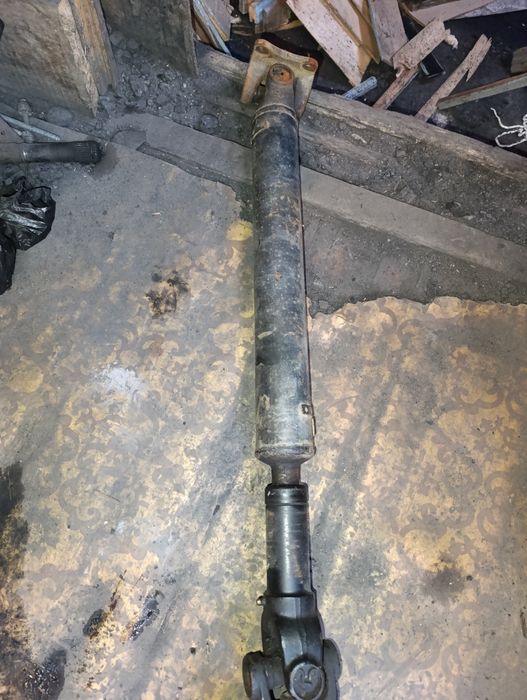 Продам кардан на Кайрон