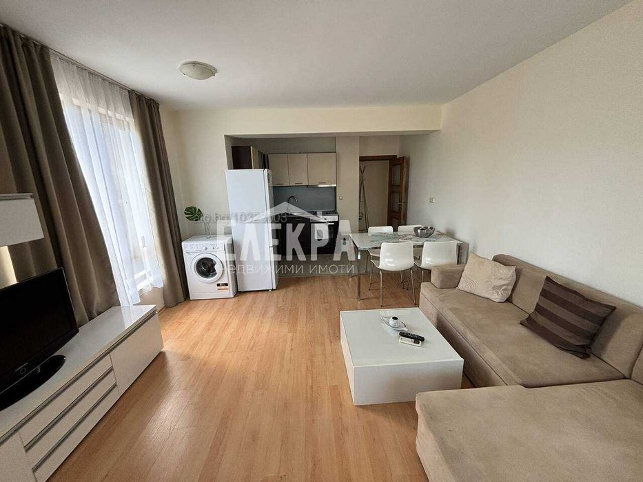 Продава се Двустаен апартамент в Бяла - 78 кв.м за 897 €/кв.м - Снимка #4