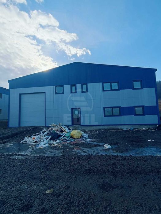 Hala industriala de vanzare, zona Vid, Floresti