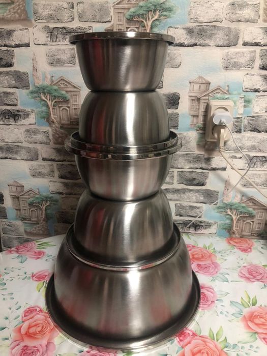 Подарочные товары все по 800 тенге