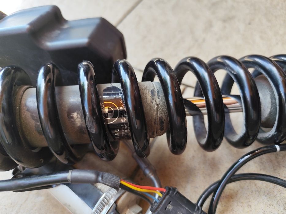 Suspensie telescop amortizor BMW R1200GSA cu ESA