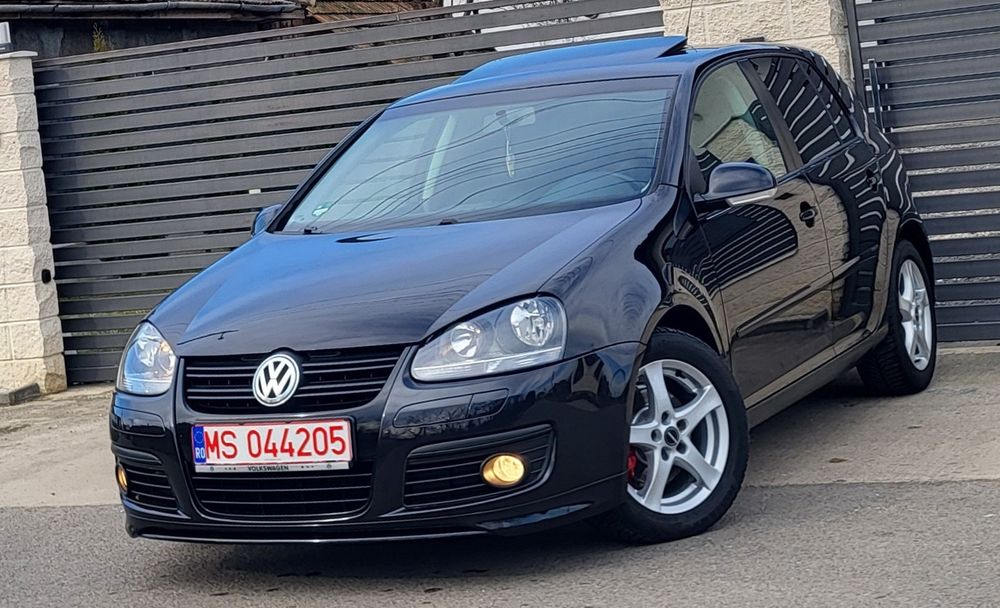 golf 5 GT, 1.6 MPI 102cp, navi, trapa