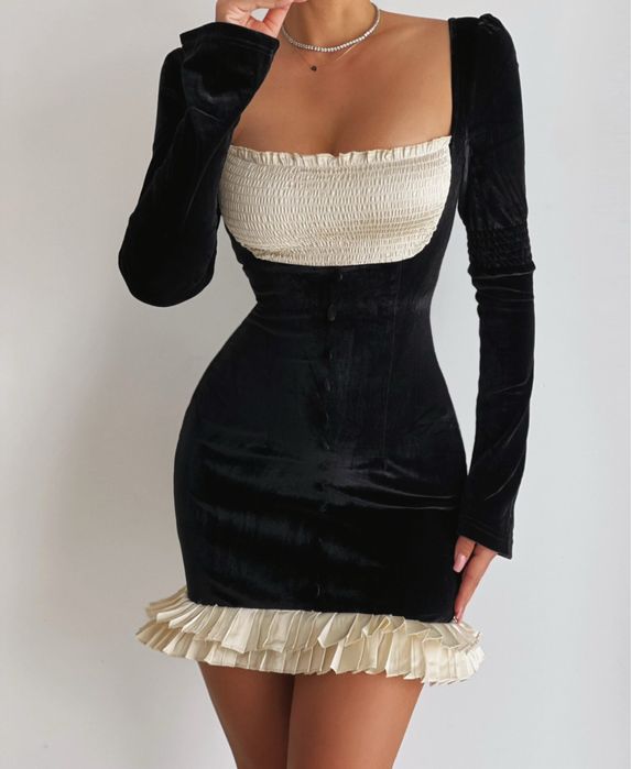 Черное вечернее мини-платье