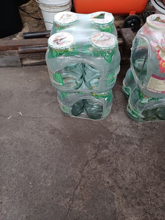 Продаю  банки  под засолку