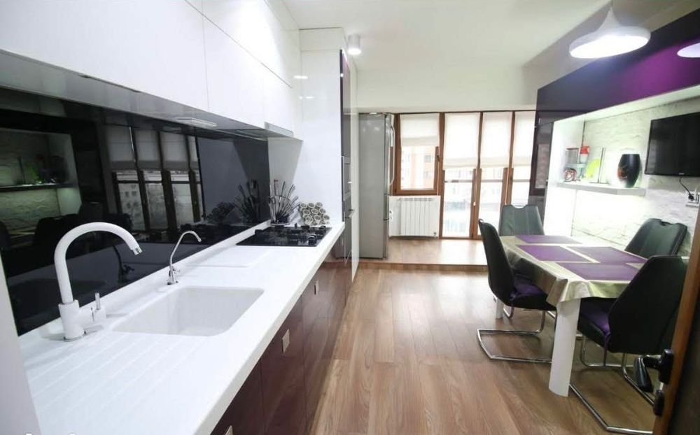Închiriez apartament