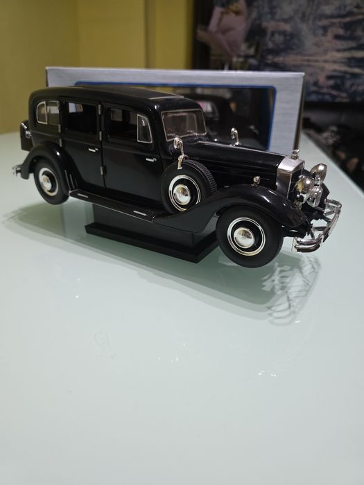 Horh 851  (1:18)