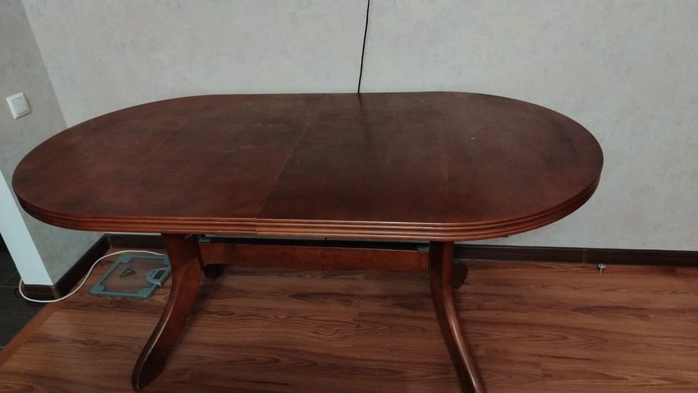 Стол сатылады керемет жағдайда