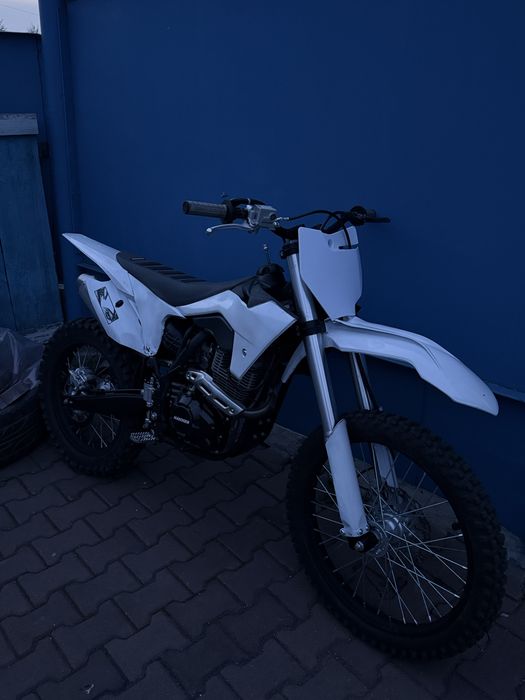 Hammer Wolf 76 300