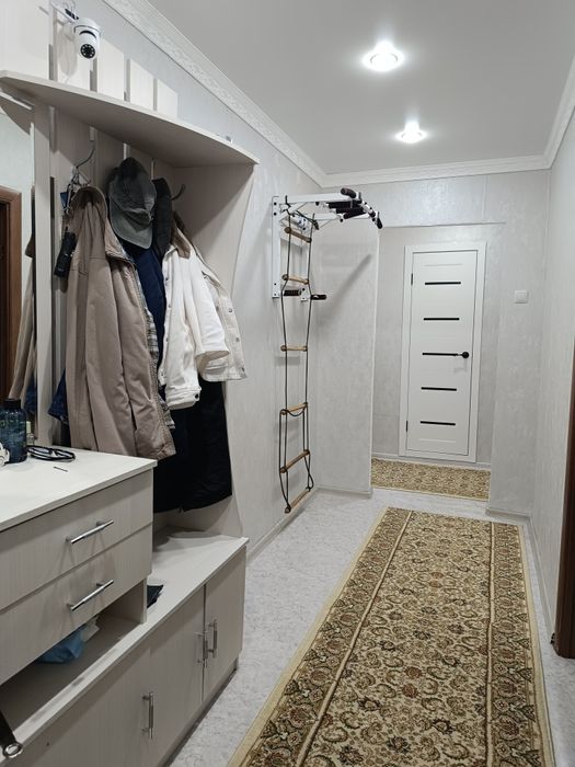 Продается 4 комнатная квартира