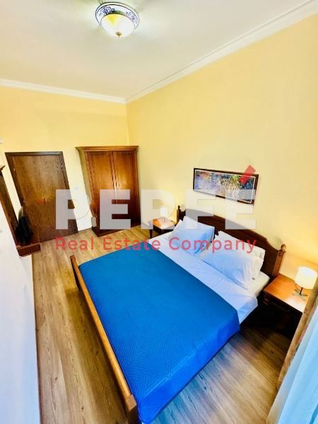 Продава се Тристаен апартамент в Созопол - 126 кв.м за 1068 €/кв.м - Снимка #3