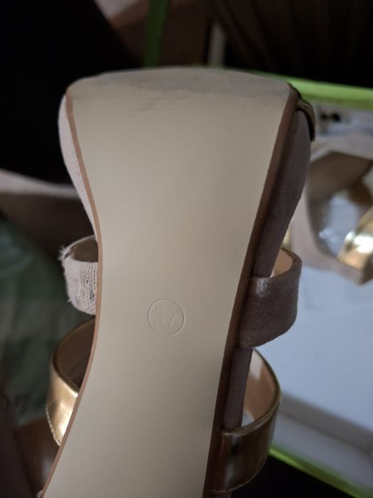 Дамски обувки...