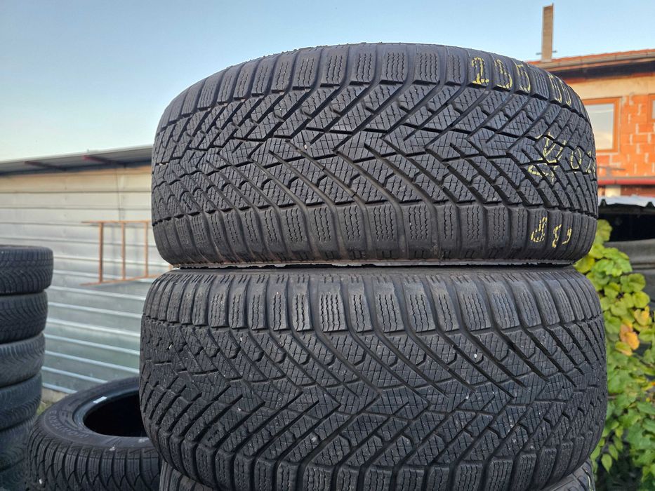 2бр Зимни гуми 235 55 17 - Pirelli