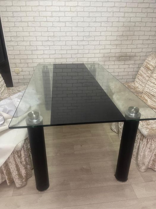 Продам стол со стульями