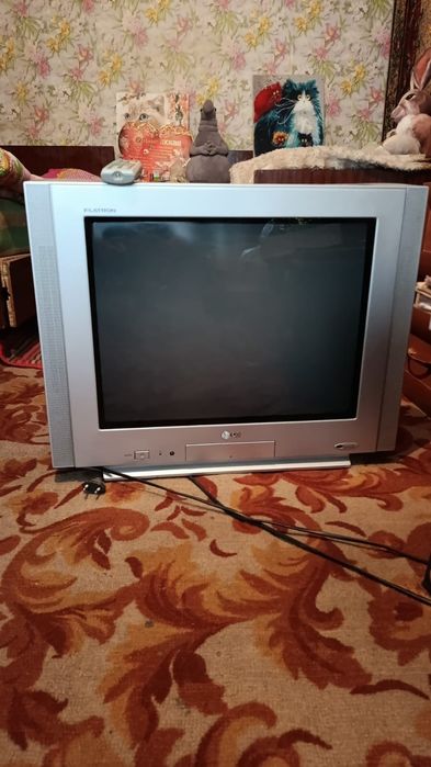 Продам телевизор