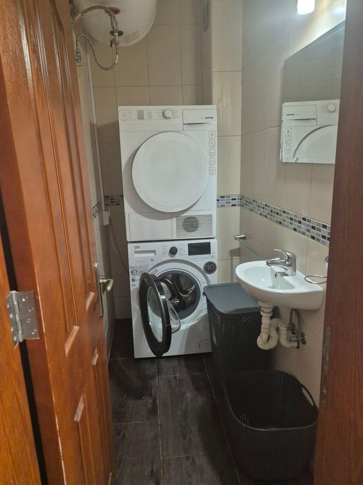 Дава се под наем Тристаен апартамент в Варна, Базар Левски - 107 кв.м за 648.21 € - Снимка #6