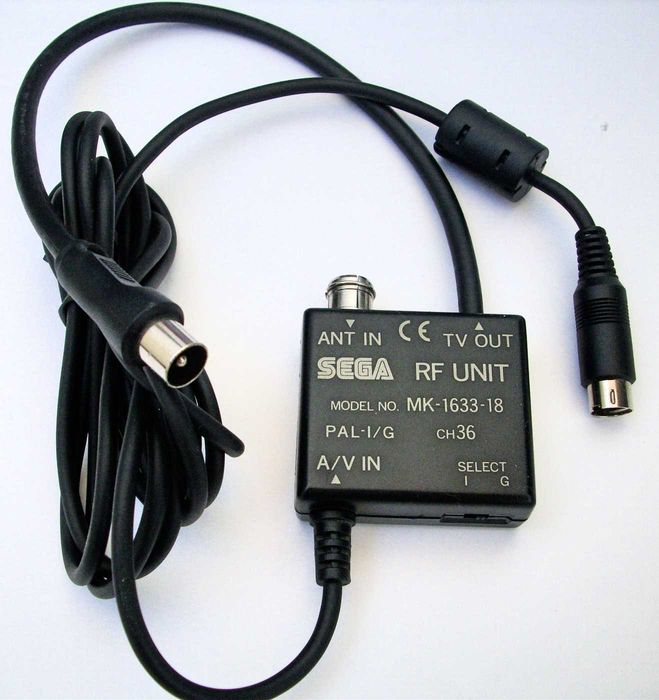 Конзола SEGA Mega Drive II  16-bit оригинал  комплект с  игри