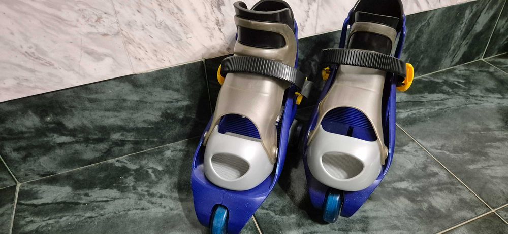 Детски ролери с помощни колела