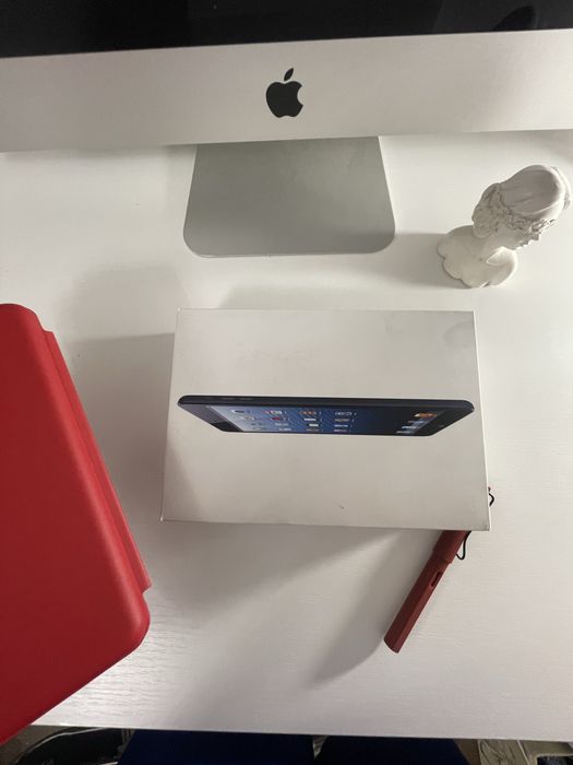 Apple iPad Mini 64GB SIM (cellular) планшет