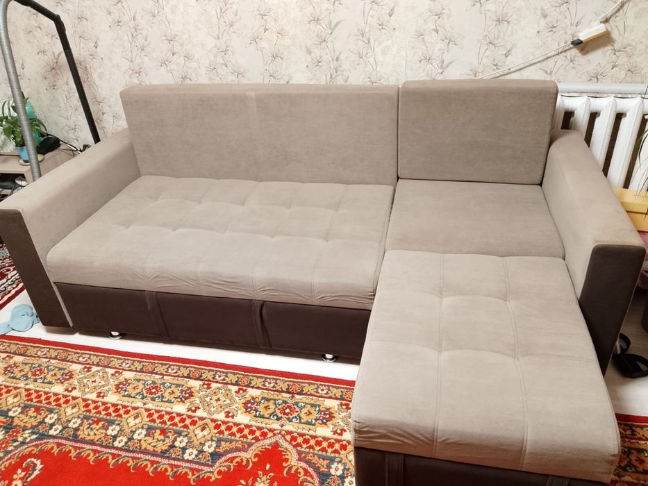 Продам диван в отличном состоянии