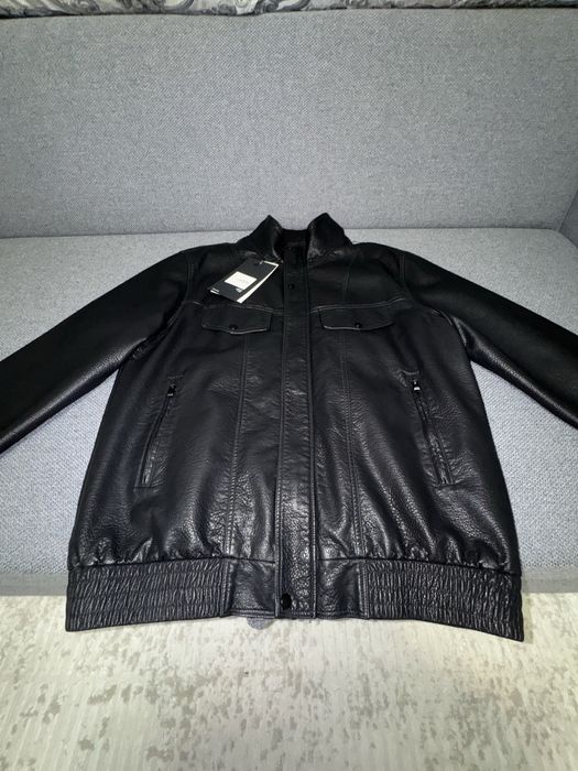 Продам новую кожанку