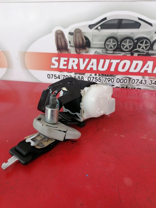 centura toyota yaris (2005->) 1.0 benzina 2017