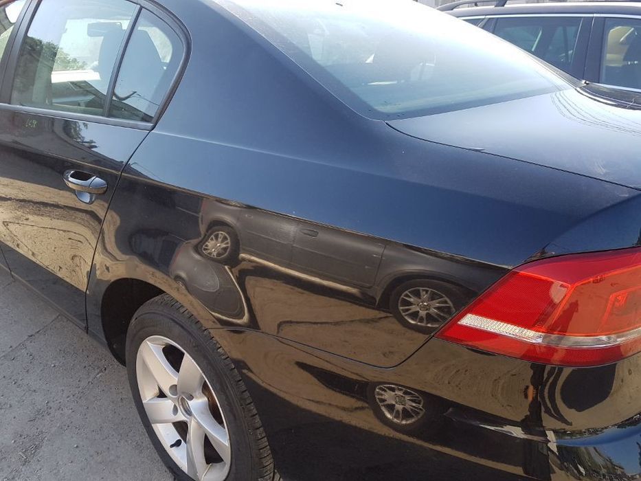 Aripa Stanga Spate VW Passat B7 Berlina / Sedan 2010 - 2015 Cod Culoare LC9X