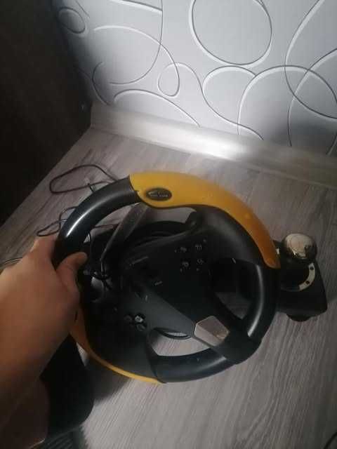 vad volan cu pedale si schibator