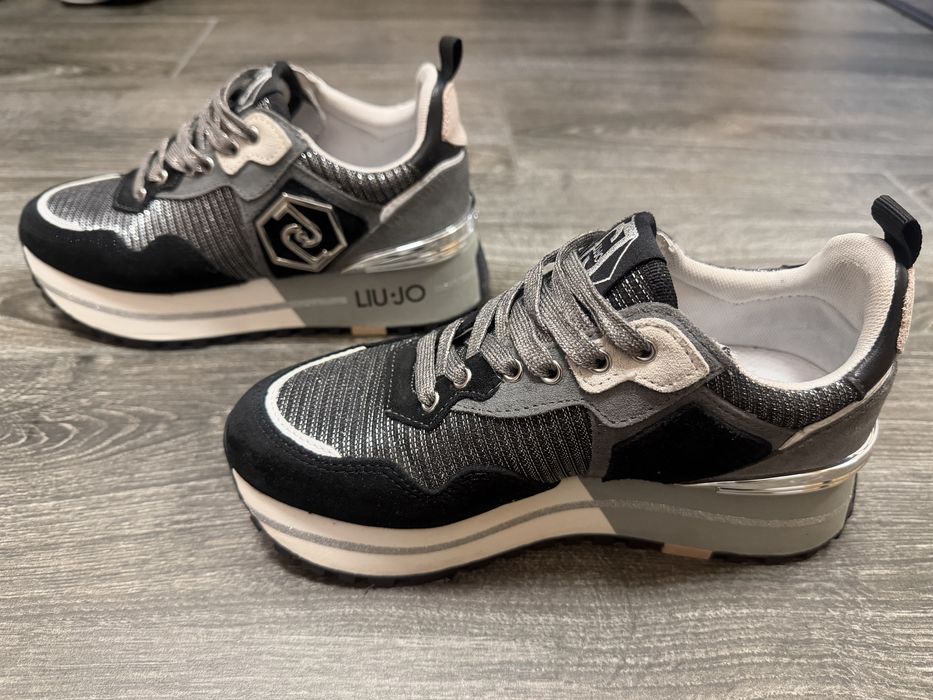 Обувки / маратонки Liu Jo N36