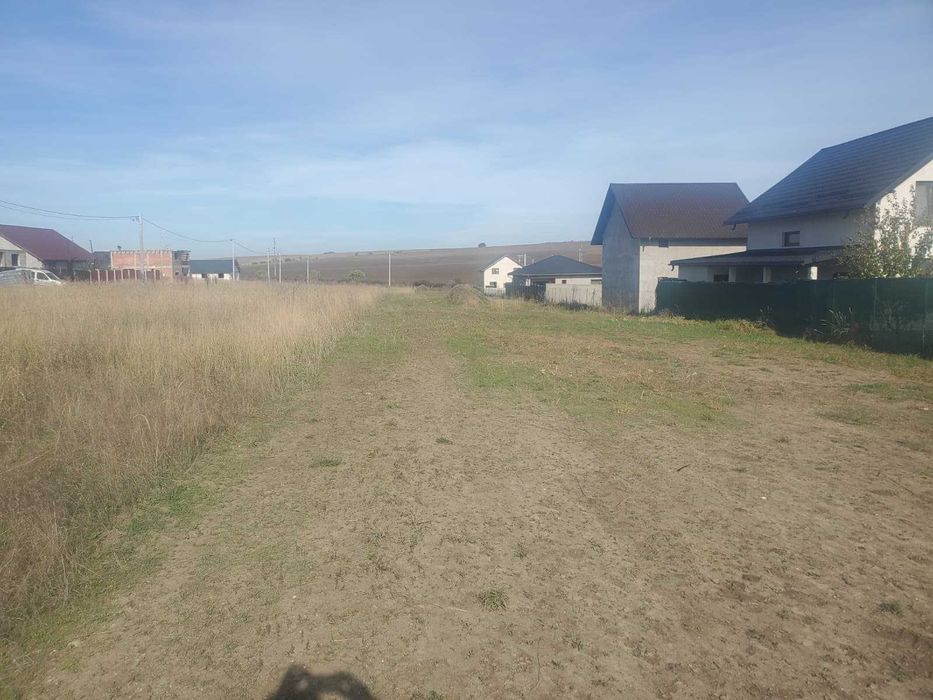 Teren intravilan Șendreni 3333 mp 40 €/mp Preț negociabil Investitie