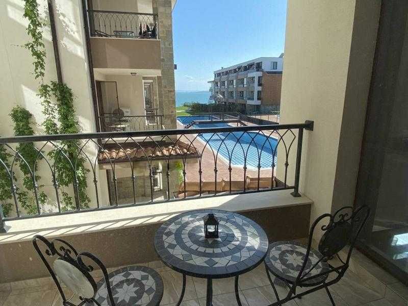 Дава се под наем Двустаен апартамент в Бургас, Сарафово - 65 кв.м за 1020 € - Снимка #5