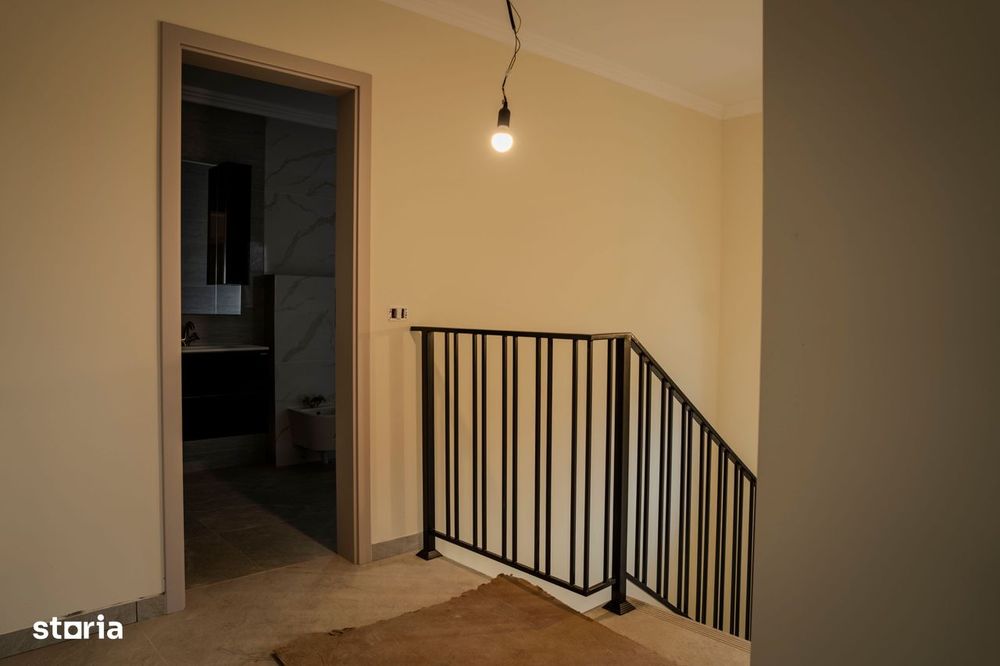 De Vânzare Duplex În Cartierul Izvor